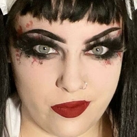 Thrashbarbie Çıplak