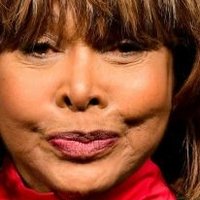 Tina Turner Çıplak