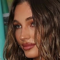 tynieshahales Çıplak