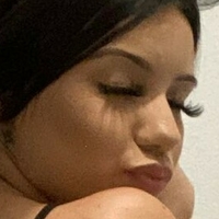 um.alayna Çıplak