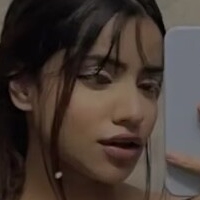 Unnati Patwa Çıplak