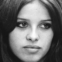 Uschi Obermaier Çıplak