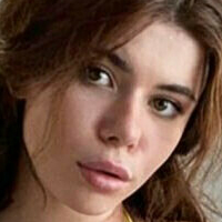 Valentina Caro Çıplak