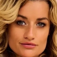 Vanessa Neumann Çıplak