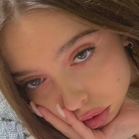 Veronifka Çıplak
