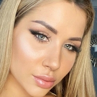 Vlada Miravi Çıplak