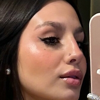 Waifujennyy Çıplak