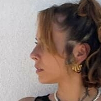 Wavyute Çıplak