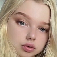 White VIky Çıplak