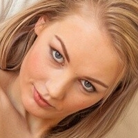 Whitney Young Çıplak