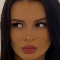 Wiktoria Szarmach Çıplak