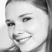 Yana Novikova Çıplak