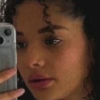 Yara Issy Çıplak