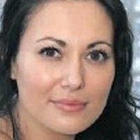 Yasmine Akram Çıplak