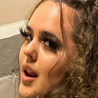 Yumi Analiyah Çıplak