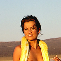 Yvonne Hoffmann Çıplak