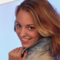 Zella Baretta Çıplak